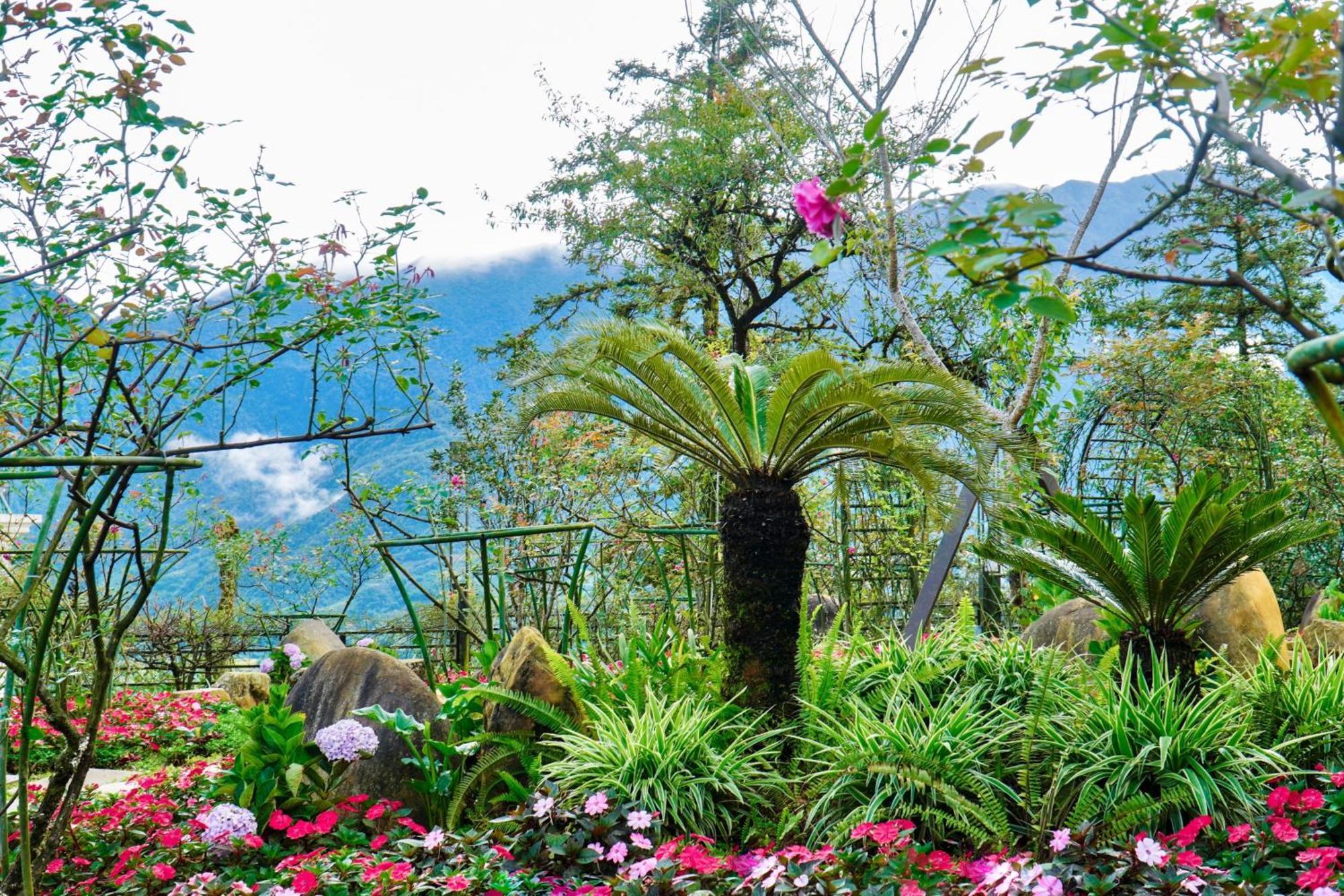 Sapa Highland Resort & Spa Exterior photo
